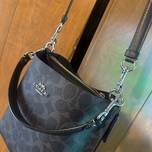 Coach dark blue bucket Shoulder Bag